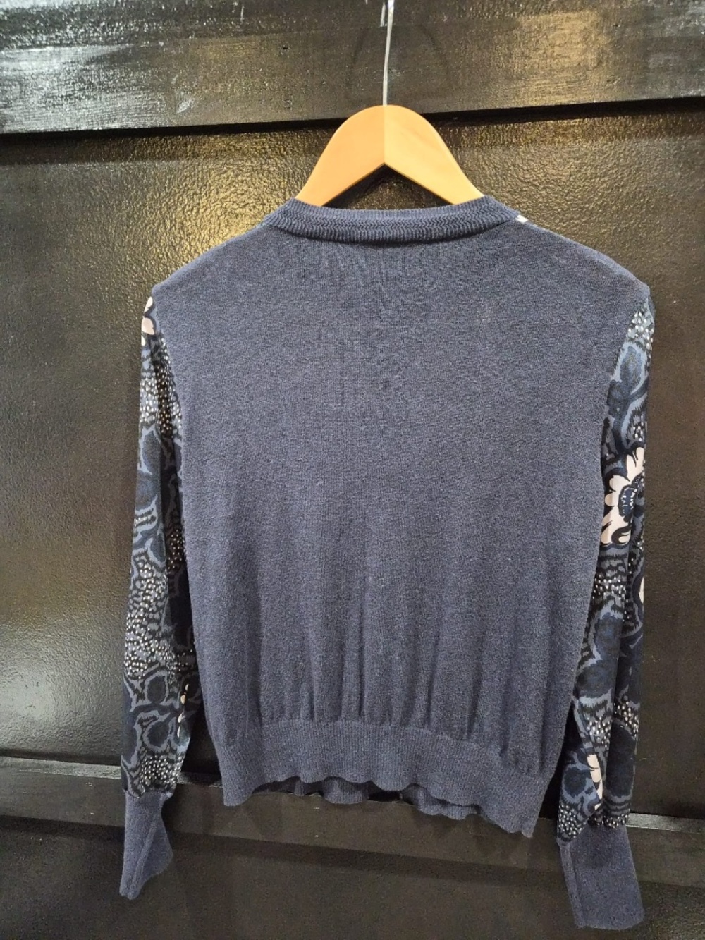 Ted Baker London | Nazy Blue Floral Lightweight Cardigan | Size 8-10 - Picture 3 of 8